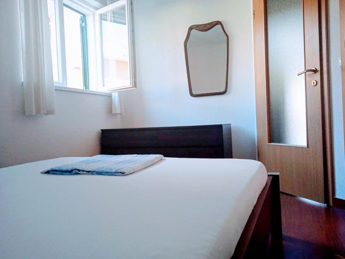 Harbour-Side Apartment With Beautiful Terrace Podgora Eksteriør billede